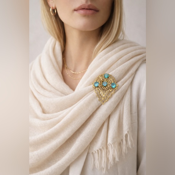 Vintage Jewelry - Vintage Gold Filigree Brooch with Aqua Stones – Ornate Statement Piece